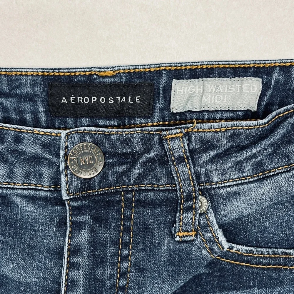 Aeropostale High Waisted Midi Denim Shorts Dark‎ Wash Cuffed Sz 4 Beach Festival
